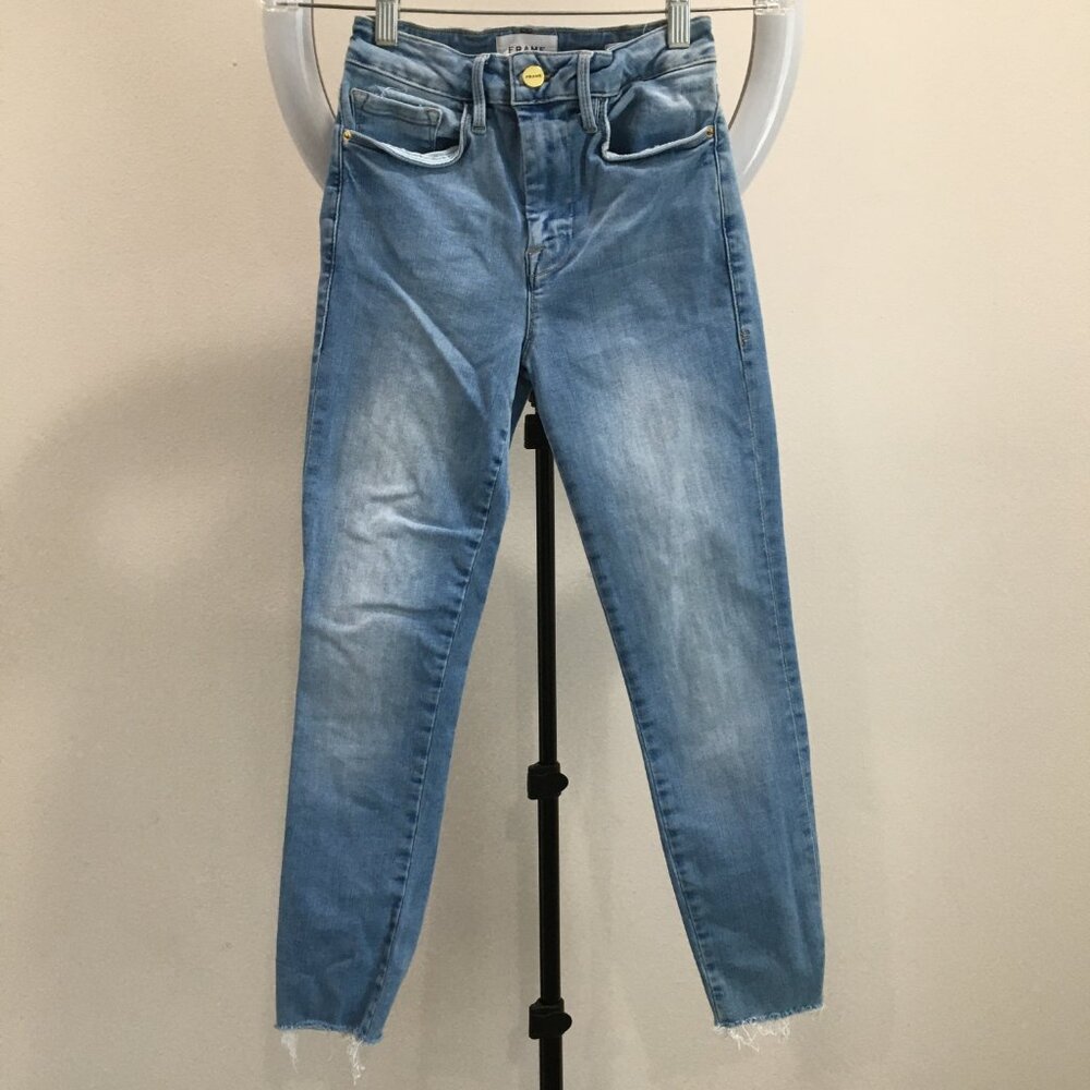 FRAME Le One Skinny Caspio Fray Edge Hem Organic Cotton Blend Slim Fit Jeans